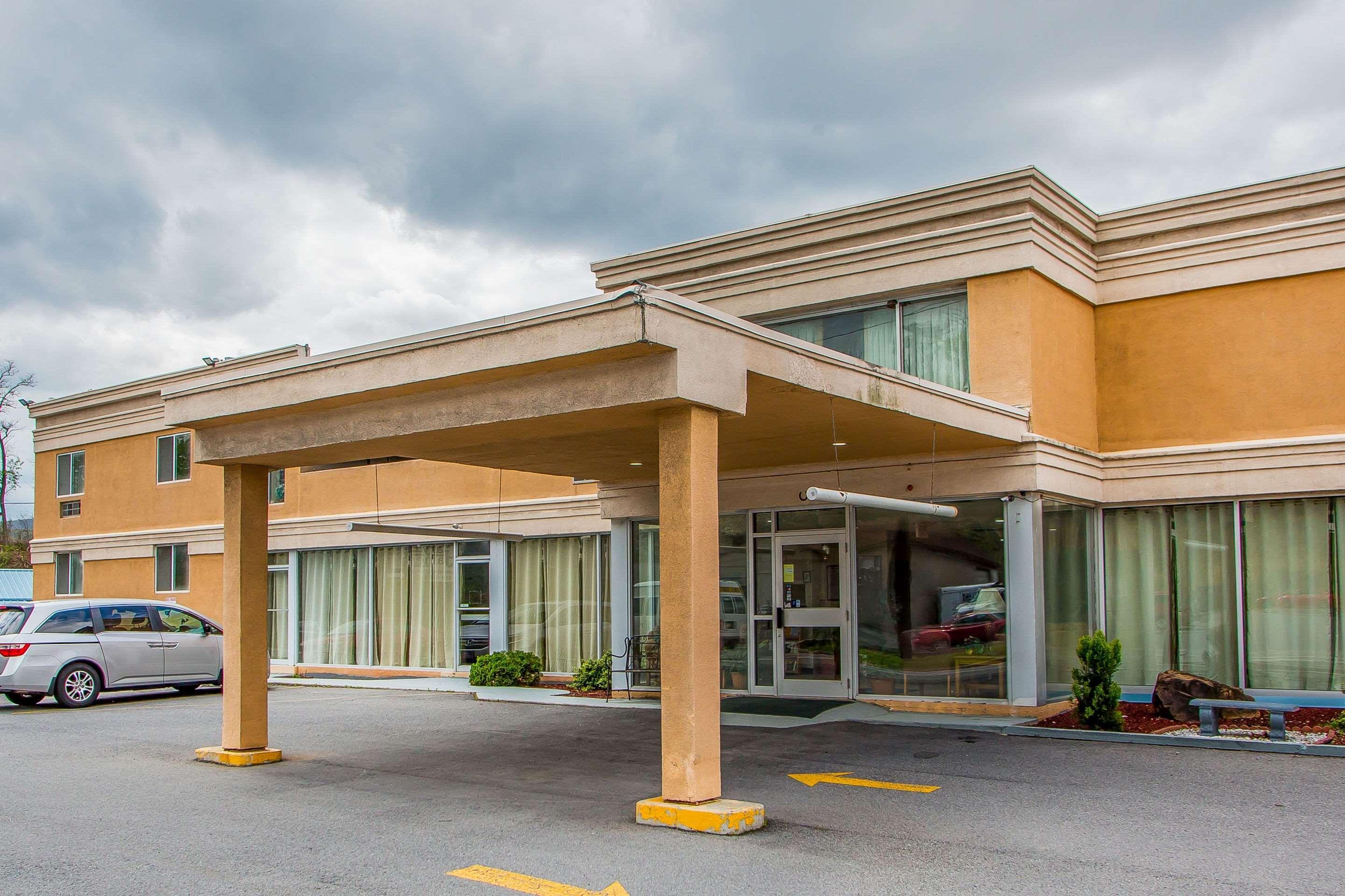 Rodeway Inn Bedford Kültér fotó