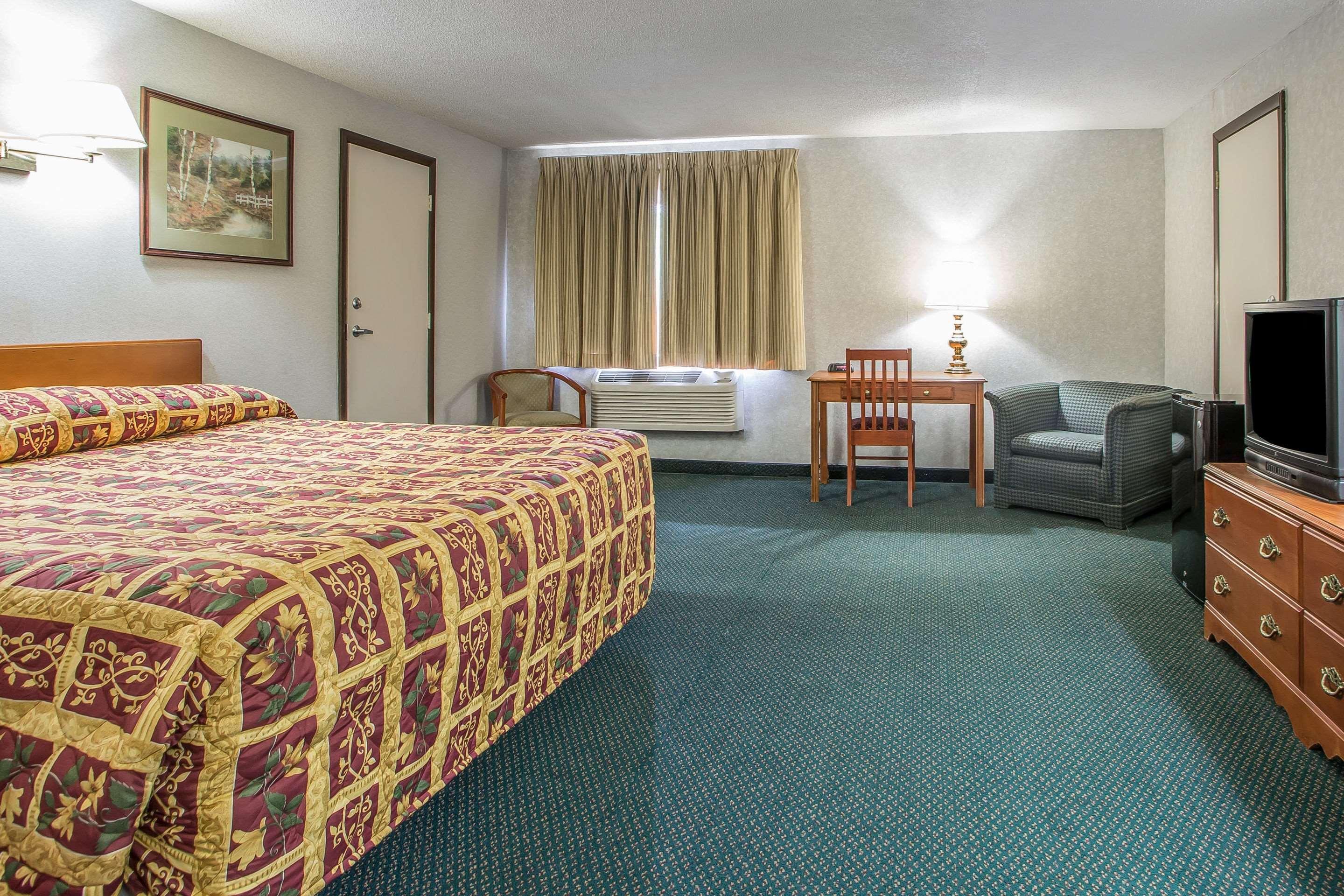 Rodeway Inn Bedford Kültér fotó